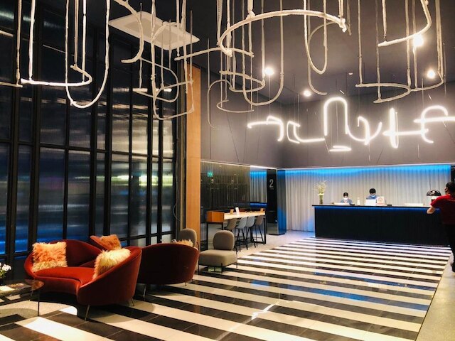 ザ クォーター シーロム バイ UHG