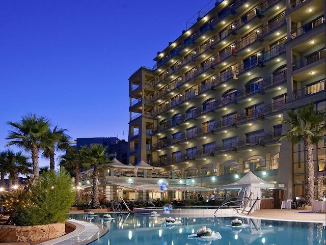 カヴァリエリ ホテル マルタ ラディソン インディビジュアルズ メンバー