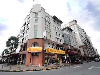 セリン シティ ホテル