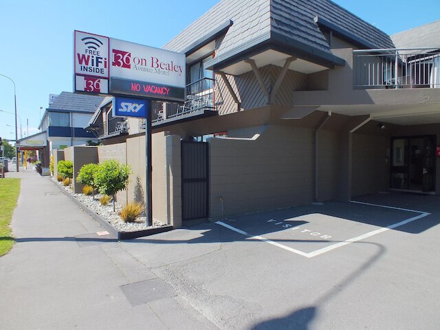 136 オン ビーリー - モーテル