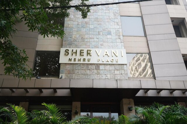 シェルヴァニ ホテル ネール プレイス