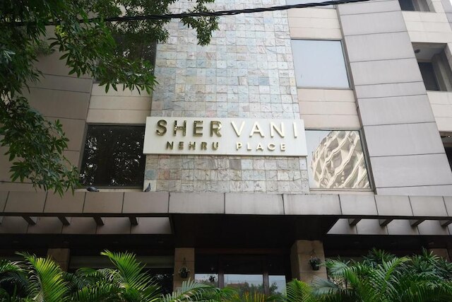 シェルヴァニ ホテル ネール プレイス