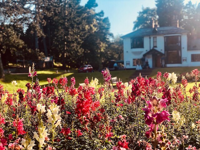 オールド ローズ アンド クラウン ホテル