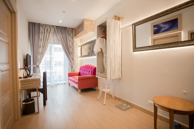 アイチェック イン トラムズ スクエア チェンマイ