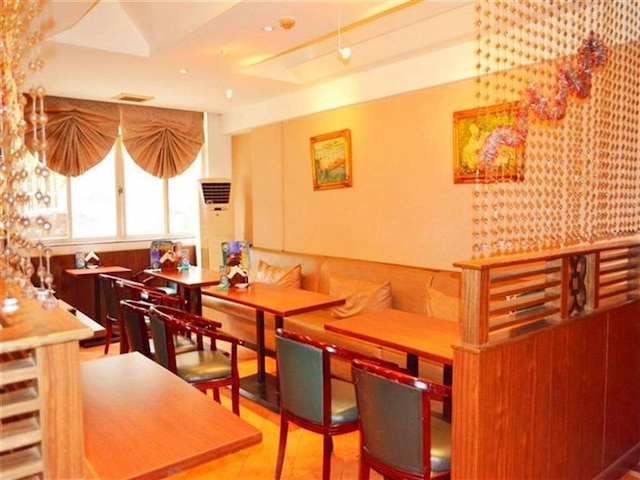 グリーンツリー イン 上海静安新閘ロード ビジネス ホテル