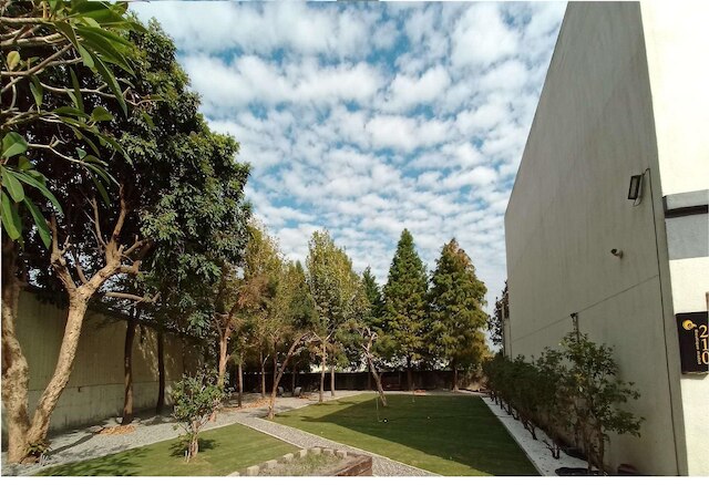 ムーンイン ブティック モーテル