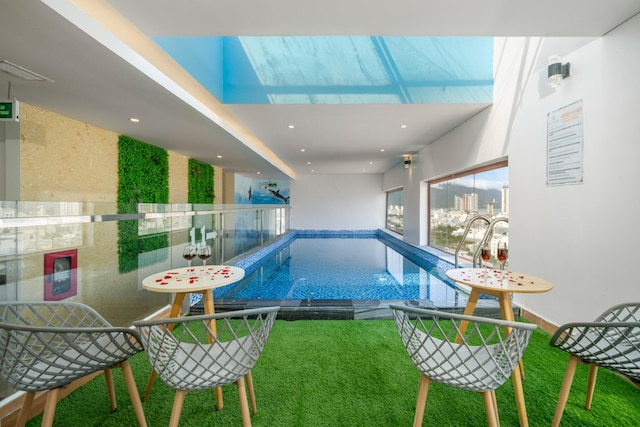 サファイア・ホテル