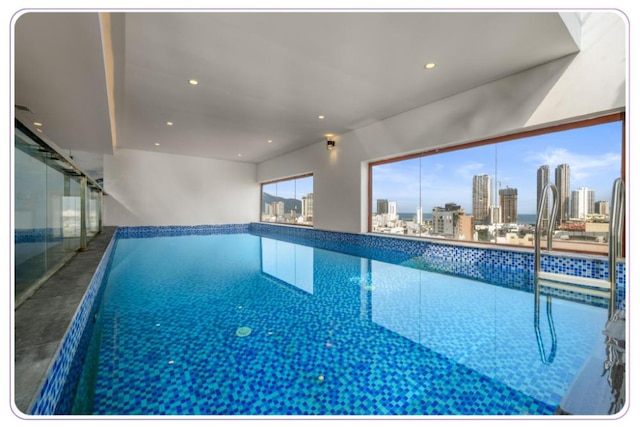 サファイア・ホテル