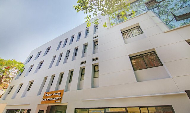 イッツィ ホテルズ KES レジデンシー, 10 ミニッツ フロム ワールド トレード センター