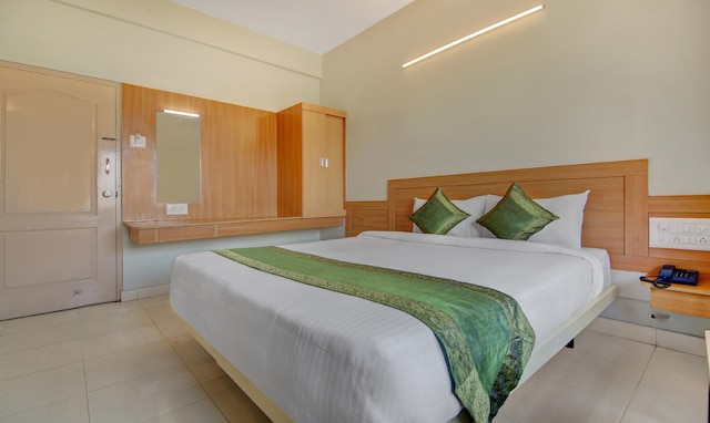 イッツィ ホテルズ KES レジデンシー, 10 ミニッツ フロム ワールド トレード センター