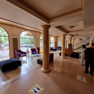 OYO 919 ホテル カリスマ