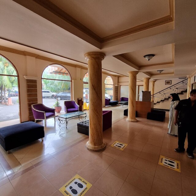 OYO 919 ホテル カリスマ