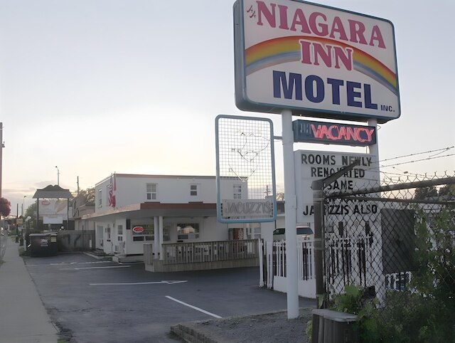 ナイアガラ イン & スイーツ