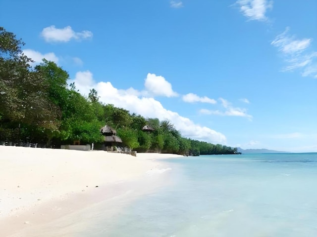 ザ ストップオーバー ホステル - マクタン セブ