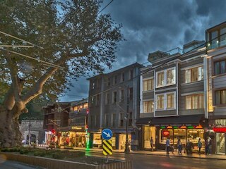 ジ エンプレス セオドラ