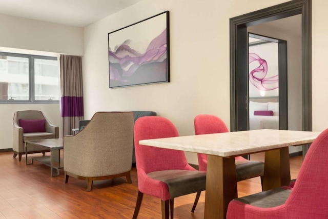 フロラ グランド ホテル