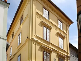 ペンジオン タレルフ ドゥム