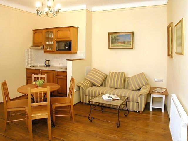 ペンジオン タレルフ ドゥム