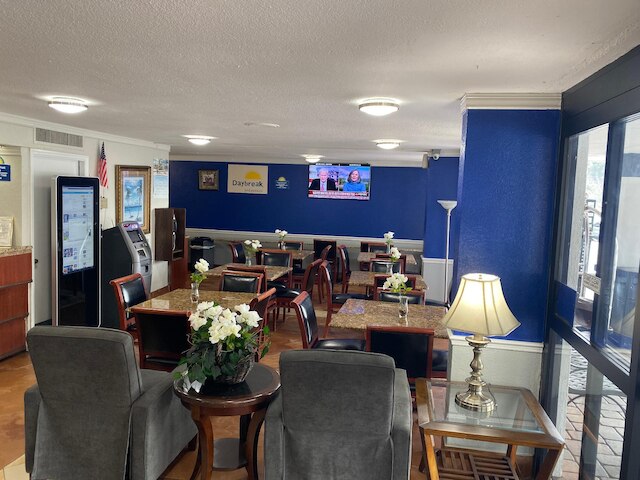 デイズ イン バイ ウィンダム オーランド ダウンタウン