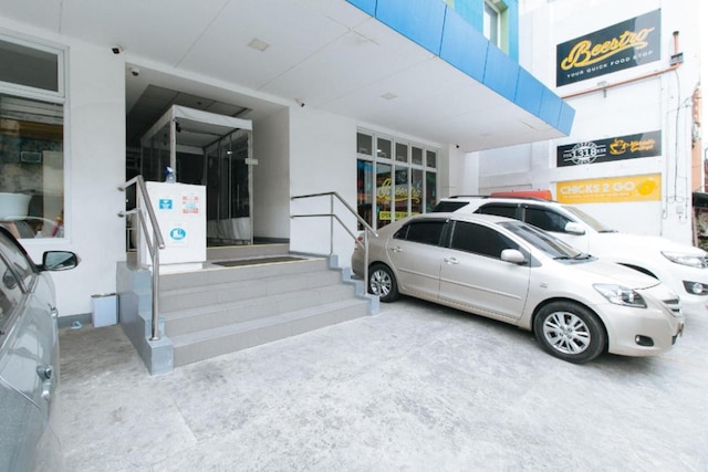 コレクション O メトロ マニラ ニア ユニバーシティ ベルト フォーマリー 1318 レジデンス