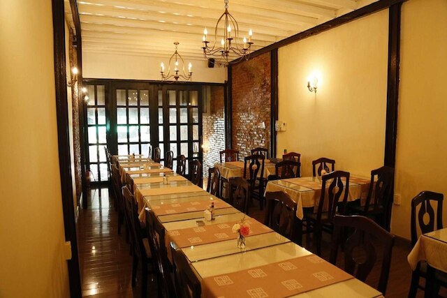 アイピース ホテル