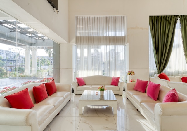 アウンチャレーナ グランド ホテル