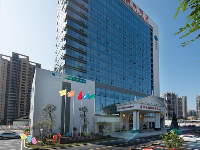 Vienna International Hotel - Shenzhen Qianhai Happy Bay Hotel
