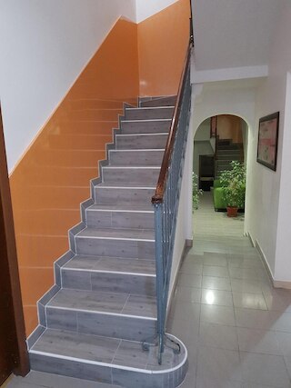 ホテル アデルキ