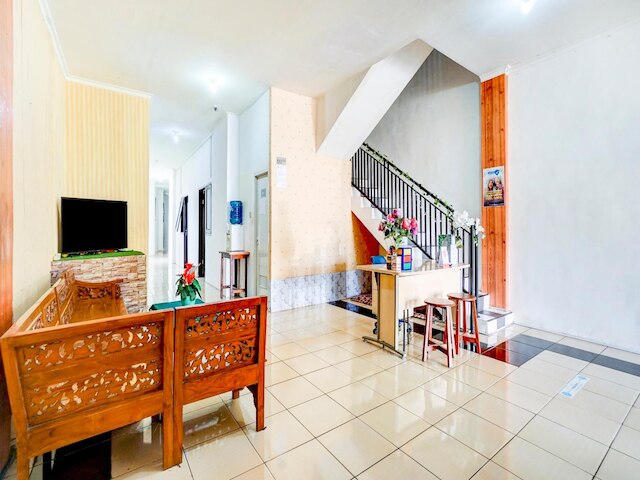 OYO フラッグシップ 90502 ホリステイ マラン ニュー