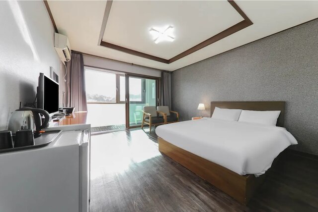 ウーリム ホテル