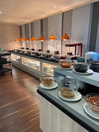 ホリディ・イン エクスプレス 台北駅 by IHG (Holiday Inn Express 臺北車站智選假日酒店 by IHG)