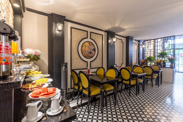 ハノイ ハウス ホテル & トラベル