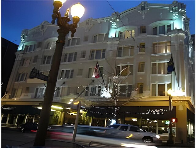 センティネル  ホテル