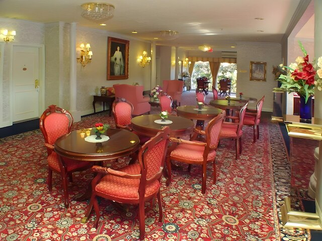 カーライル ホテル