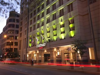 コートヤード・バイ・マリオット・シカゴ・ダウンタウン / リバーノース