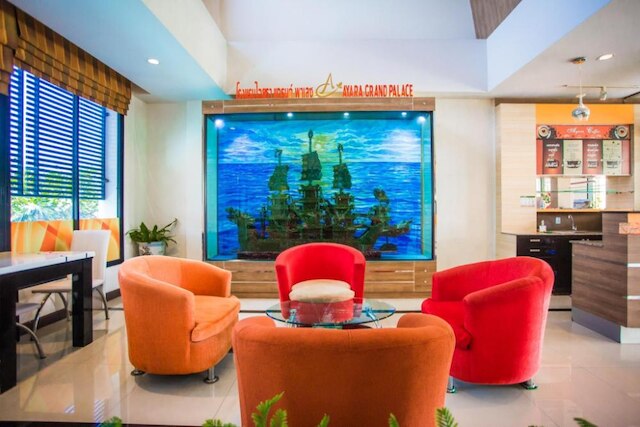 アヤラ グランド パレス ホテル