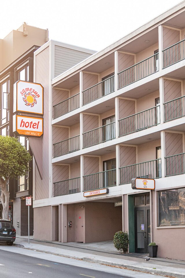 ロンバード モーター イン