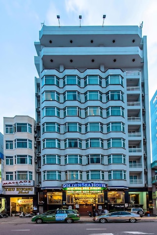 ゴールデン シー ホテル