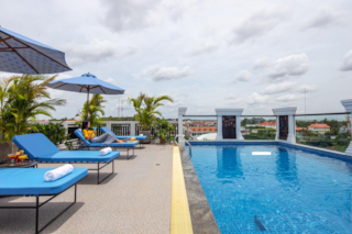 ダイヤモンド スミス ホテル