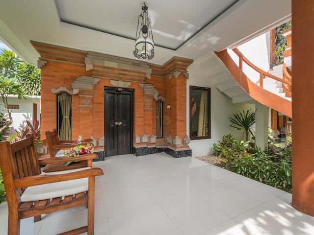 スワスティカバンガローズ