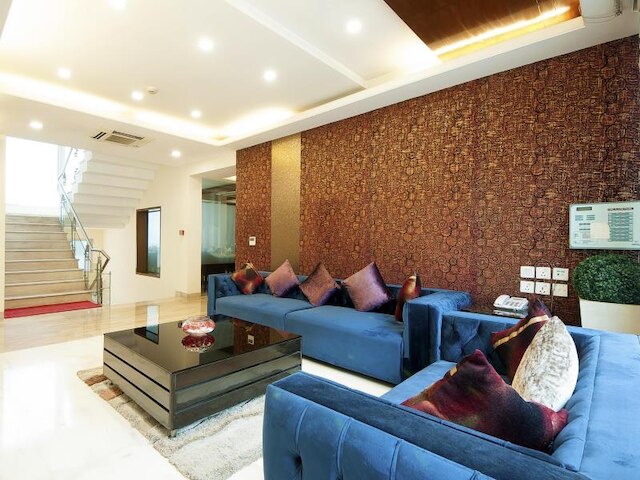 アルピナ ホテルズ & スイーツ