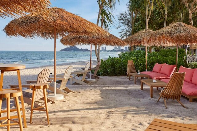 ザ スタンダード ホアヒン