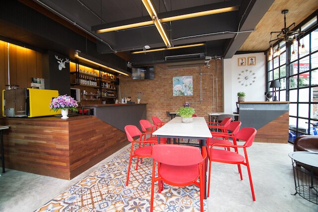 ザ ロッドマン ホテル