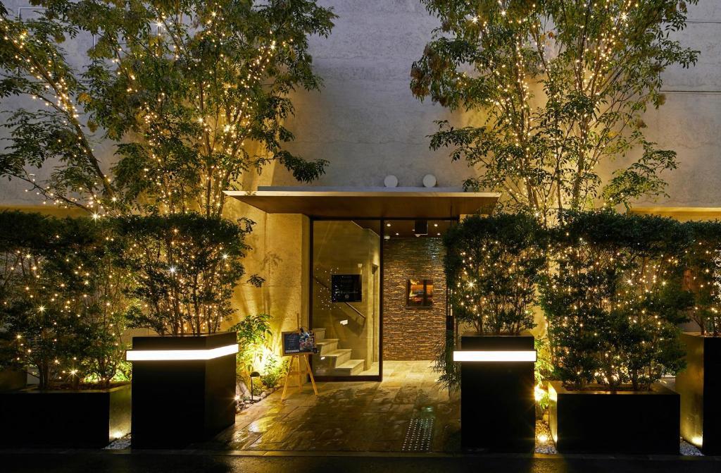 mizuka Nakasu 5 - unmanned hotel -