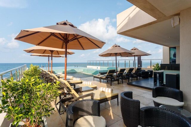 レヌカ シティ ホテル