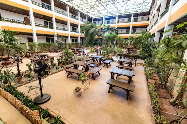 アット アユタヤ ホテル