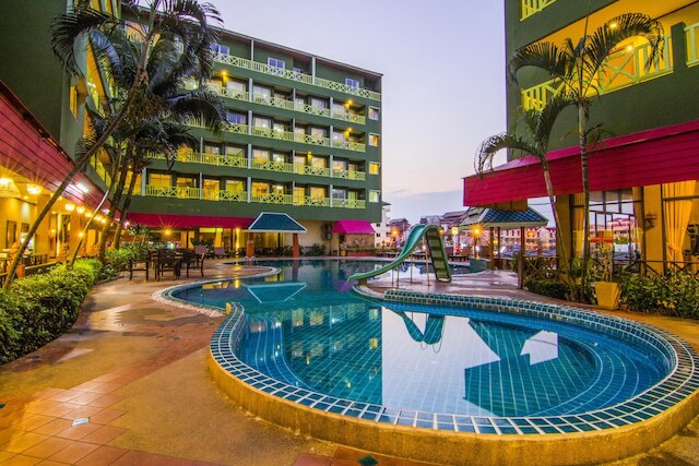 プーパヤ リゾート パタヤ