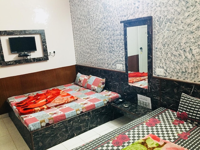 HOTEL BAJRANG