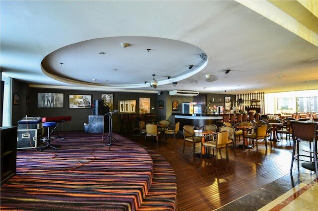 ロサリ ロキシー ホテル