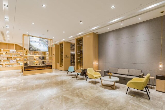 アトゥール ホテル シンフー ナントン (南通星湖 101 亚朵酒店)